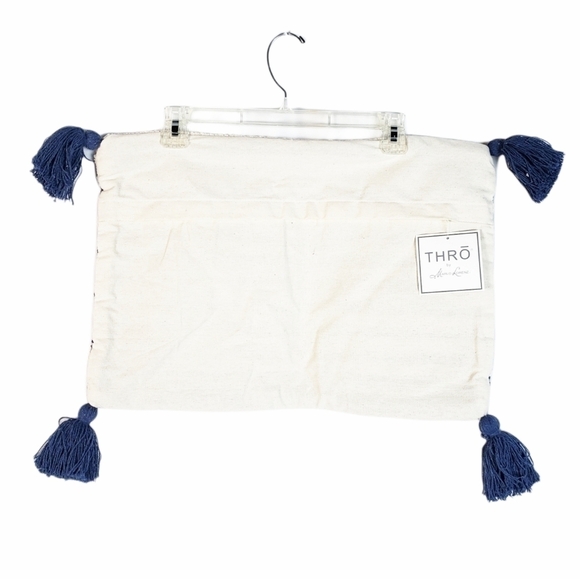 THRO textured accent pillowcase in stripe tassel NWT coastal grandma nautical - Picture 3 of 3